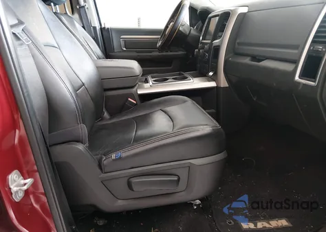 2015 Ram 1500 Big Horn z USA, uszkodzony, nr VIN 1C6RR7LM8FS610155